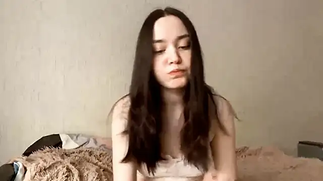 Snapshot of VividSienna chatting on 20, 10, 2025 VividSienna online show from 20, 10, 2025