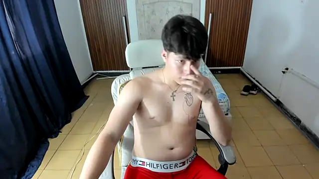 Snapshot of daniel_leon chatting on 20, 5, 2026 daniel leon online show from 20, 5, 2026