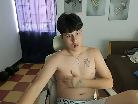 Snapshot of daniel_leon chatting on 26, 5, 2026 daniel leon online show from 26, 5, 2026