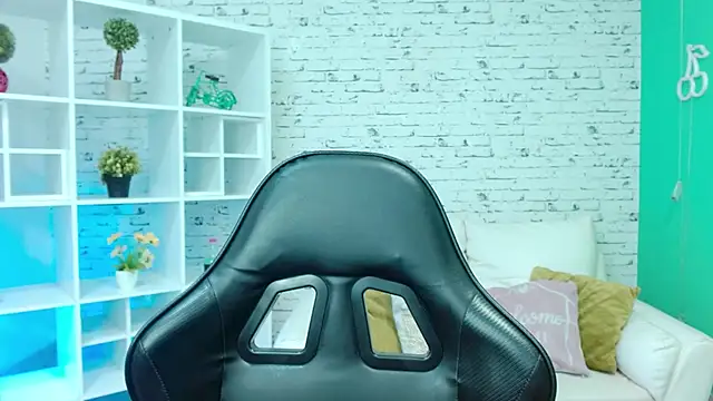 loaizalust online show from 1, 12, 2025