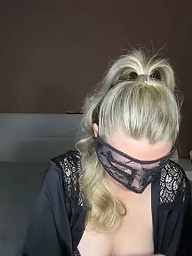 Cherrycolada online show from 25, 9, 2025