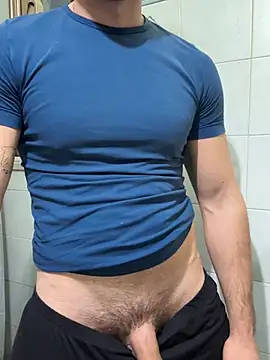 Snapshot of giovan2020 chatting on 2, 2, 2026 giovan2020 online show from 2, 2, 2026