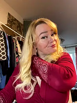 Snapshot of Sweet-blonde chatting on 26, 9, 2025 Sweet-blonde online show from 26, 9, 2025