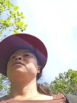 xuxulovezz online show from 15, 11, 2025