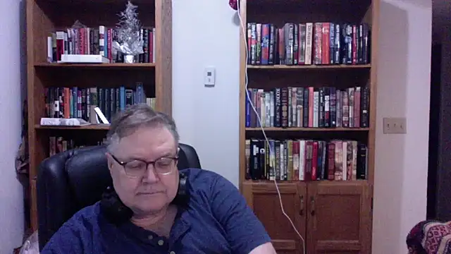 Vinyl22xh online show from 30, 6, 2026