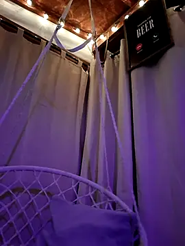 Painstickwes online show from 27, 4, 2026