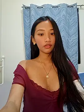 Snapshot of Bunny72772 chatting on 6, 10, 2025 Bunny72772 online show from 6, 10, 2025