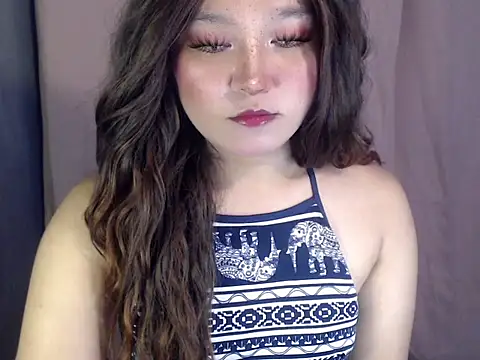 Eyes-on-me online show from 3, 5, 2026