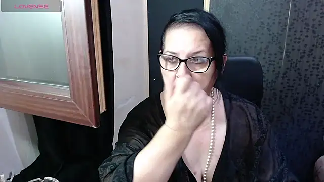 Snapshot of MissSanjanne chatting on 21, 7, 2026 MissSanjanne online show from 21, 7, 2026