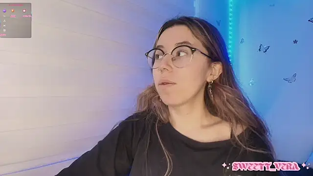 Snapshot of sweettvera chatting on 20, 10, 2025 sweettvera online show from 20, 10, 2025