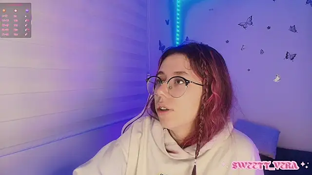 Snapshot of sweettvera chatting on 12, 11, 2025 sweettvera online show from 12, 11, 2025