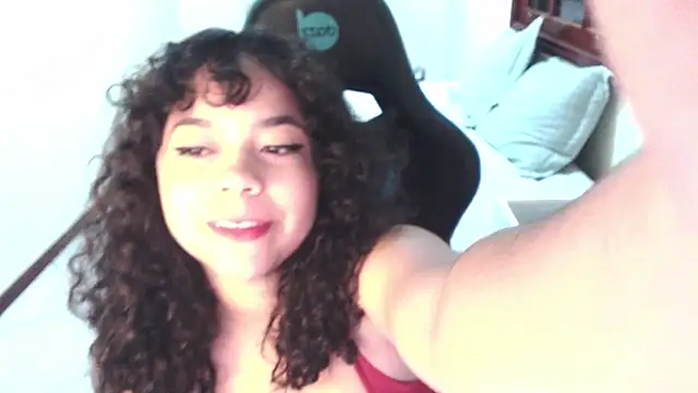 sweetamy326 online show from 21, 4, 2026