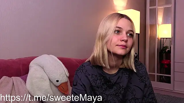 KelleDomin online show from 26, 10, 2025