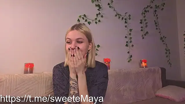 KelleDomin online show from 4, 11, 2025