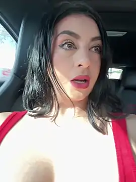 Snapshot of LlianneDiamond1 chatting on 13, 12, 2025 LlianneDiamond1 online show from 13, 12, 2025