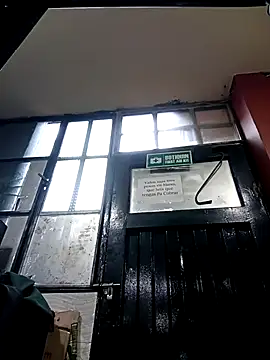 Snapshot of Mia-love-03 chatting on 4, 12, 2025 Mia-love-03 online show from 4, 12, 2025