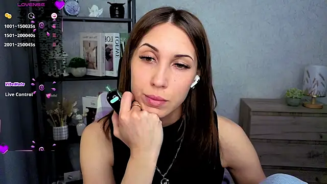 DreamVelour online show from 19, 3, 2026