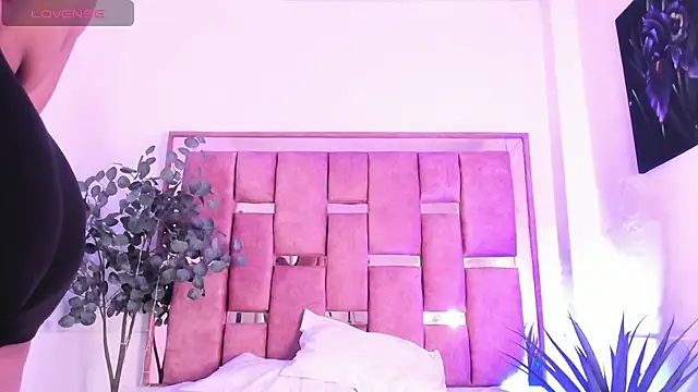 afrodita-Stone online show from 24, 4, 2026