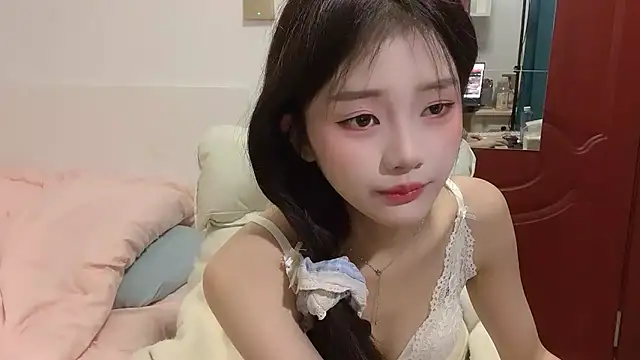 Ximei-O online show from 13, 11, 2025