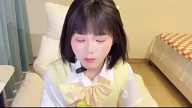 Ximei-O online show from 25, 7, 2026