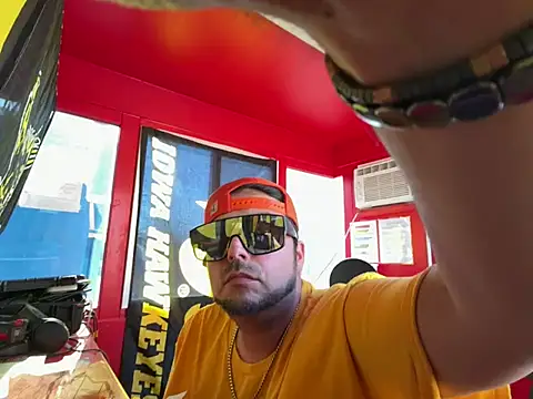 BobbyJames82 online show from 30, 7, 2026
