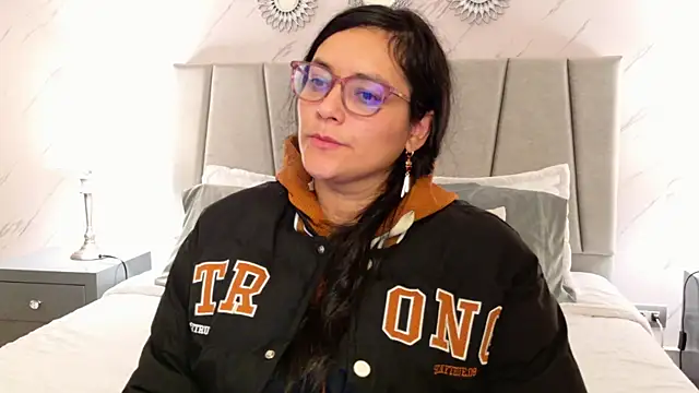 Michell Monet online show from 26, 4, 2026