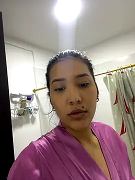 IsabellaJoness  online show from 5, 10, 2025