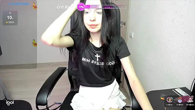 crystallldoll online show from 9, 10, 2025