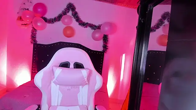 Snapshot of kitty__chs chatting on 9, 1, 2026 kitty chs online show from 9, 1, 2026