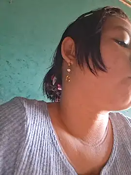 hot-mom22 online show from 28, 9, 2025