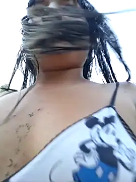 hot-mom22 online show from 2, 4, 2026