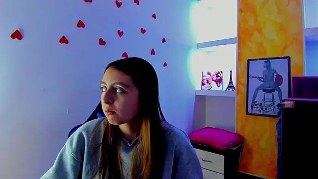 lala clark online show from 24, 2, 2026