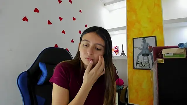 lala clark online show from 6, 3, 2026