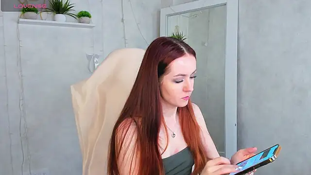 Snapshot of Berta_Kelly chatting on 22, 12, 2025 Berta Kelly online show from 22, 12, 2025