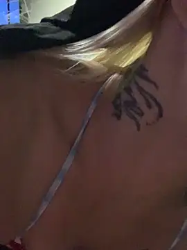blondebarbiebae online show from 19, 5, 2026