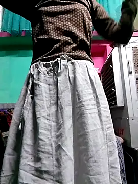 Snapshot of Cuty_kinjal chatting on 8, 11, 2025 Cuty kinjal online show from 8, 11, 2025