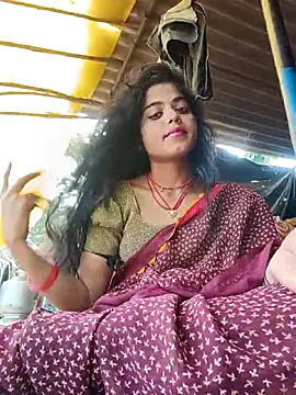Snapshot of Mahek_love143 chatting on 3, 12, 2025 Mahek love143 online show from 3, 12, 2025