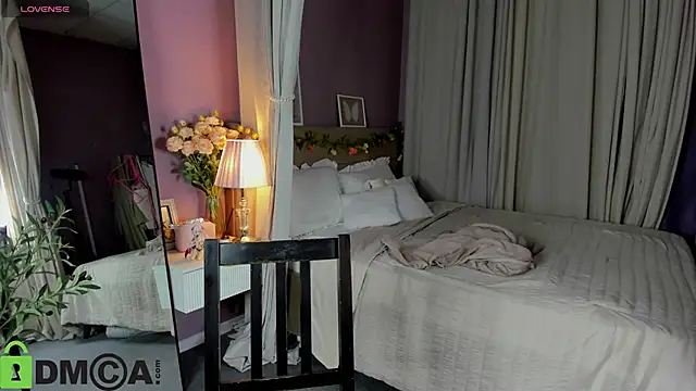 Al1ice Moures online show from 18, 2, 2026