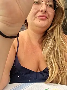 HornyBella88 online show from 30, 9, 2025