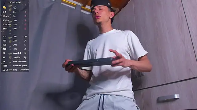 Skinny batman online show from 28, 7, 2026