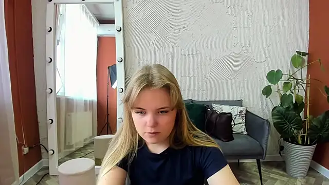 Melissa 199 online show from 8, 10, 2025