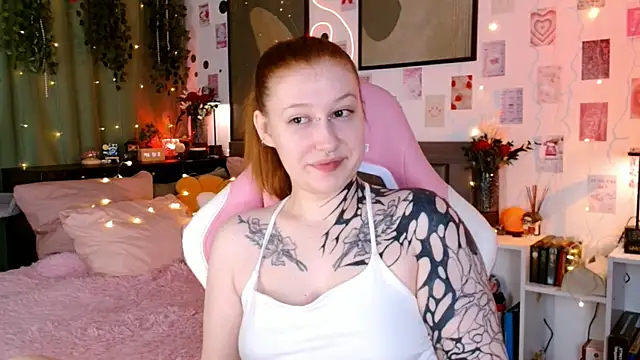 Ayla Hicks online show from 10, 7, 2026