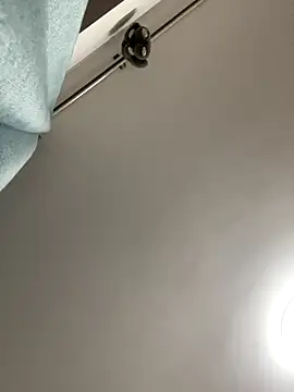 Snapshot of Momo-9988 chatting on 18, 10, 2025 Momo-9988 online show from 18, 10, 2025