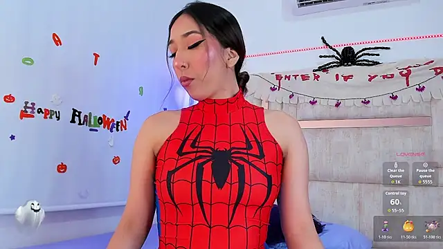 Snapshot of emily__walker chatting on 30, 10, 2025 emily walker online show from 30, 10, 2025