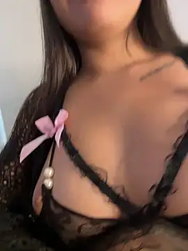 Snapshot of Samantha_Hans chatting on 3, 2, 2026 Samantha Hans online show from 3, 2, 2026