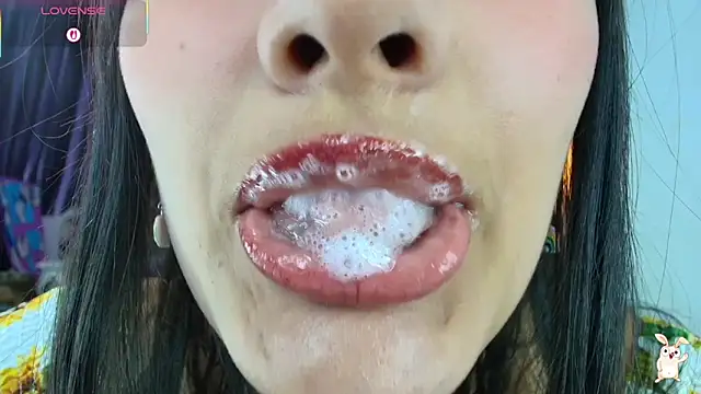 Hinata 21  online show from 17, 3, 2026