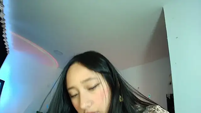 Hinata 21  online show from 26, 6, 2026