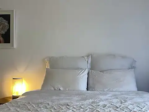 Snapshot of Sweet-TessaXX chatting on 13, 11, 2025 Sweet-TessaXX online show from 13, 11, 2025