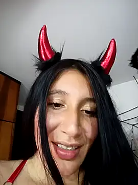   Antonella online show from 5, 10, 2025