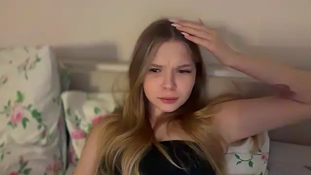 Snapshot of CandysRose chatting on 17, 1, 2026 CandysRose online show from 17, 1, 2026